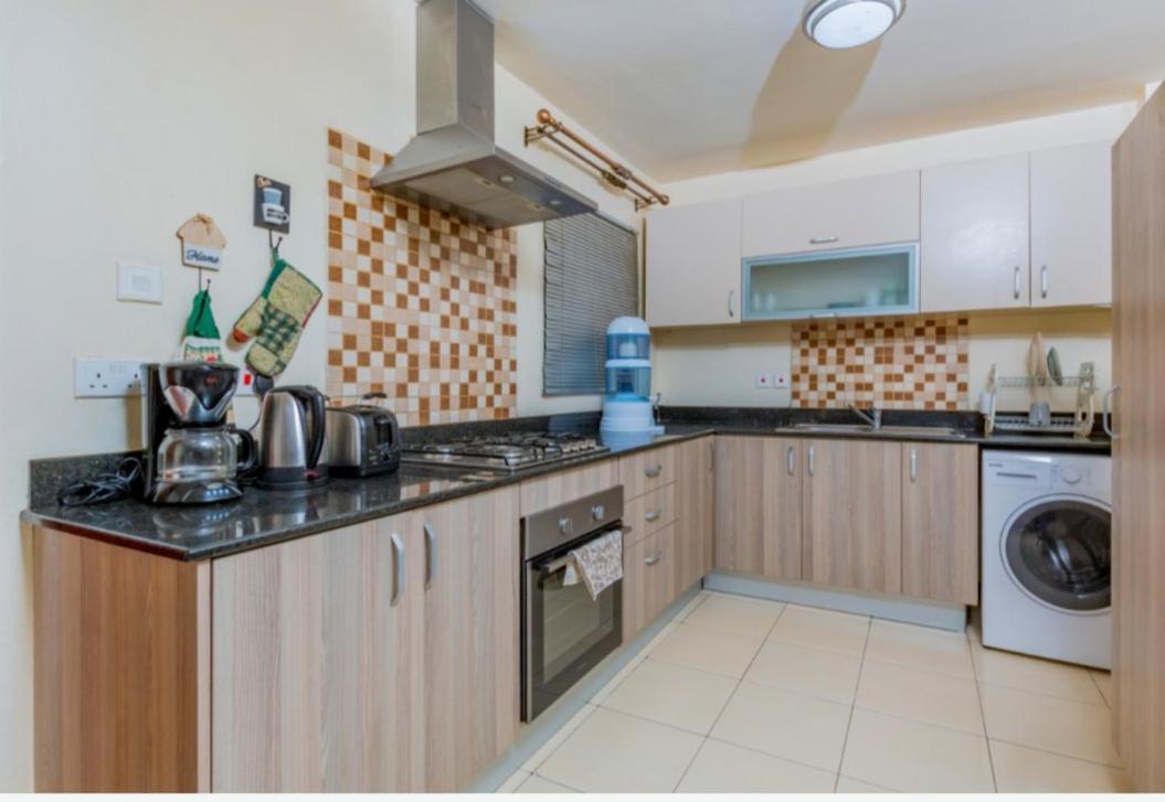 Westpoint Suites By Senga Nairobi Bagian luar foto