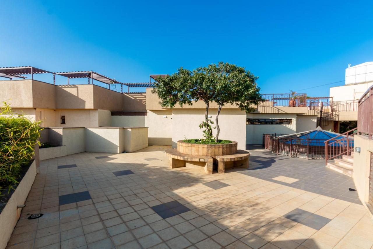 Westpoint Suites By Senga Nairobi Bagian luar foto